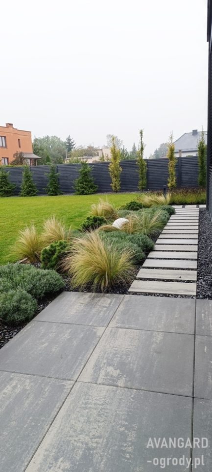 Projektowanie ogrodów Poznań-realizacja Avangard Ogród minimalistyczny Poznań - projekt ogrodu Zakładanie ogrodów Poznań - Avangard Ogrody