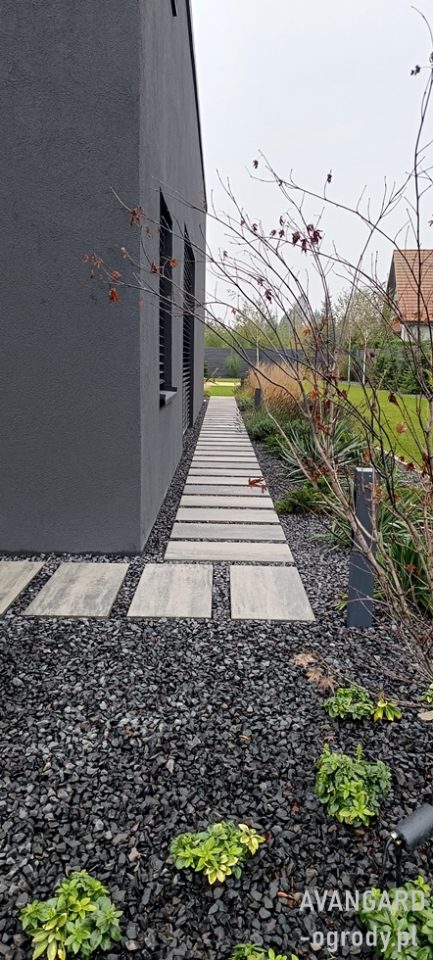 Projektowanie ogrodów Poznań-realizacja Avangard Ogród minimalistyczny Poznań - projekt ogrodu Zakładanie ogrodów Poznań - Avangard Ogrody